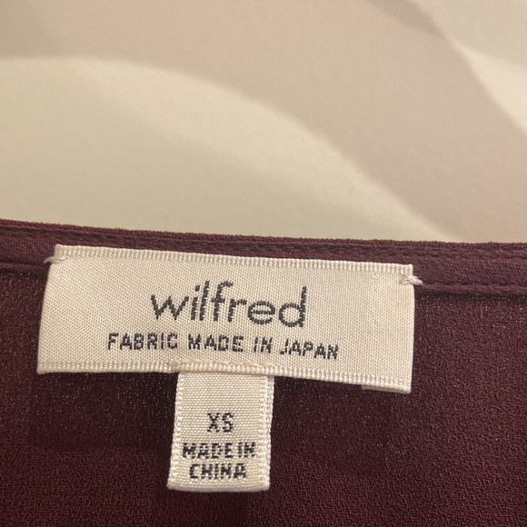 Burgundy Wilfred blouse with tie string - Picture 2 of 3